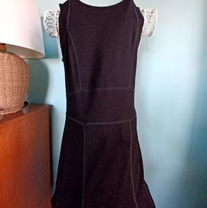 EUC Ann Taylor Fitted Sheath Black Dress - Size 4